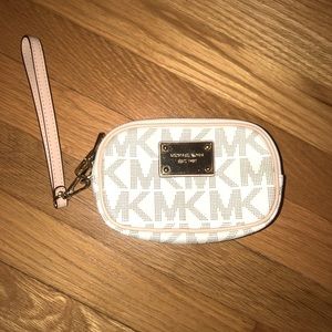 Mini Michael Kors Wristlet